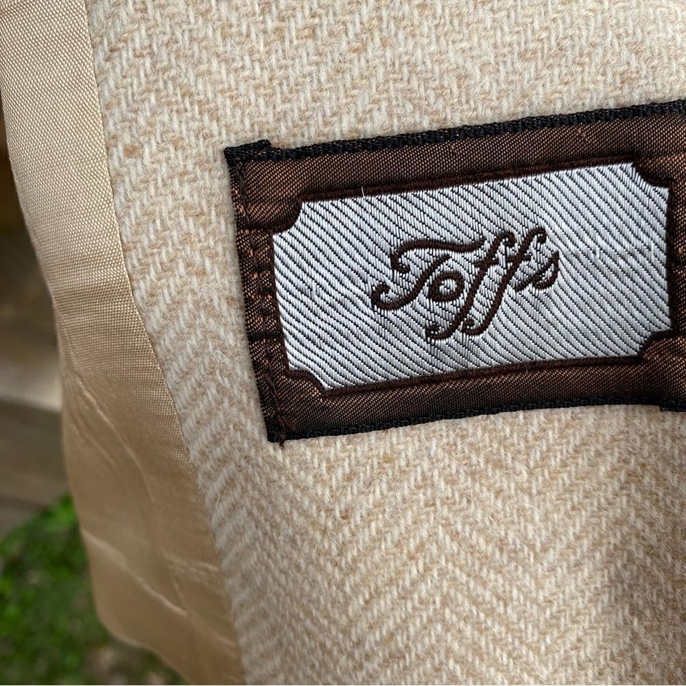 Vintage Toffs Wool Beige Single Button Closure Chevron Woman’s Blazer - Picture 8 of 10